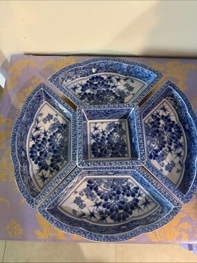 Blue and White Porcelain Serving Bowl Set - Floral Pattern